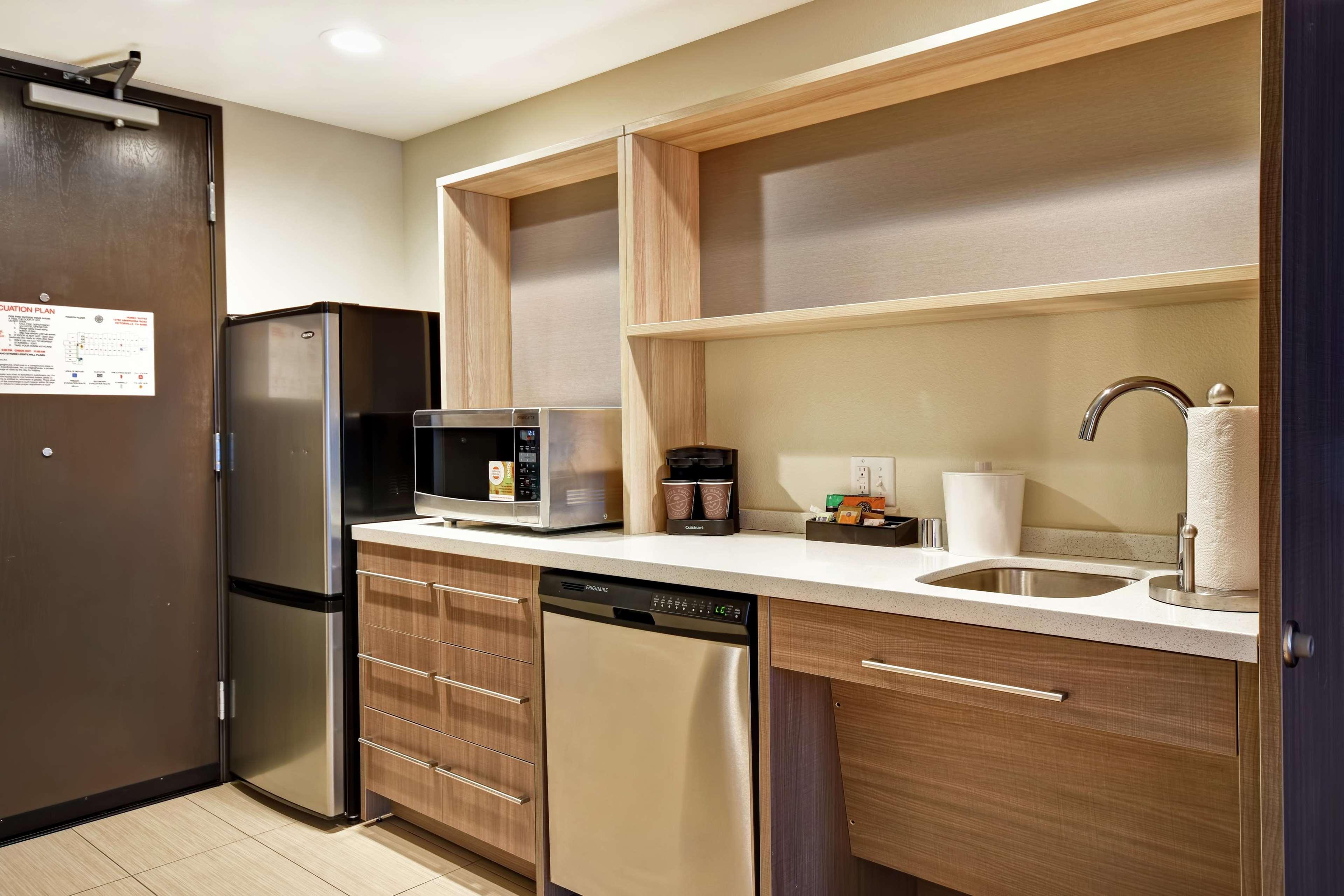 Home2 Suites By Hilton Victorville Buitenkant foto
