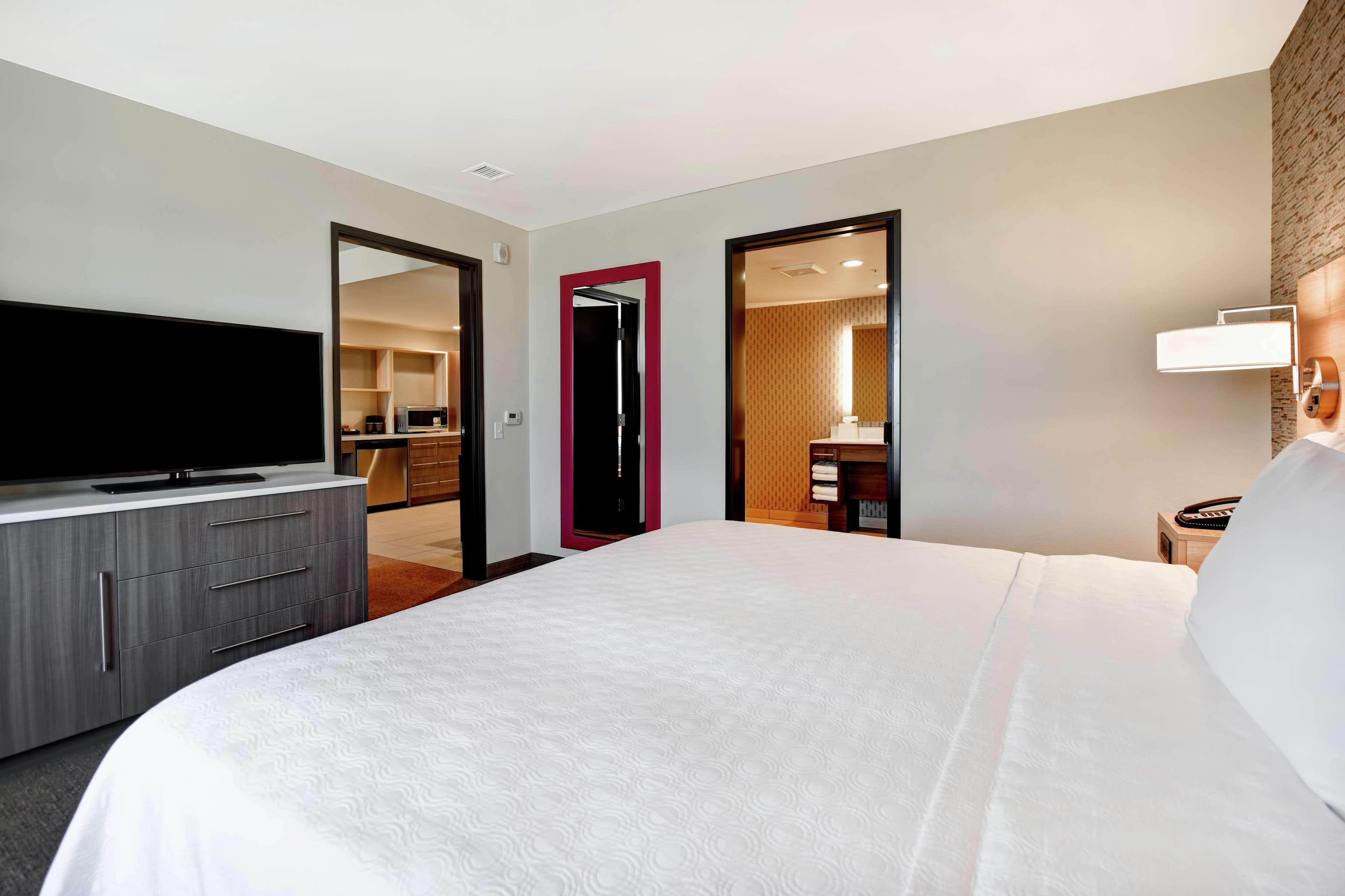 Home2 Suites By Hilton Victorville Buitenkant foto