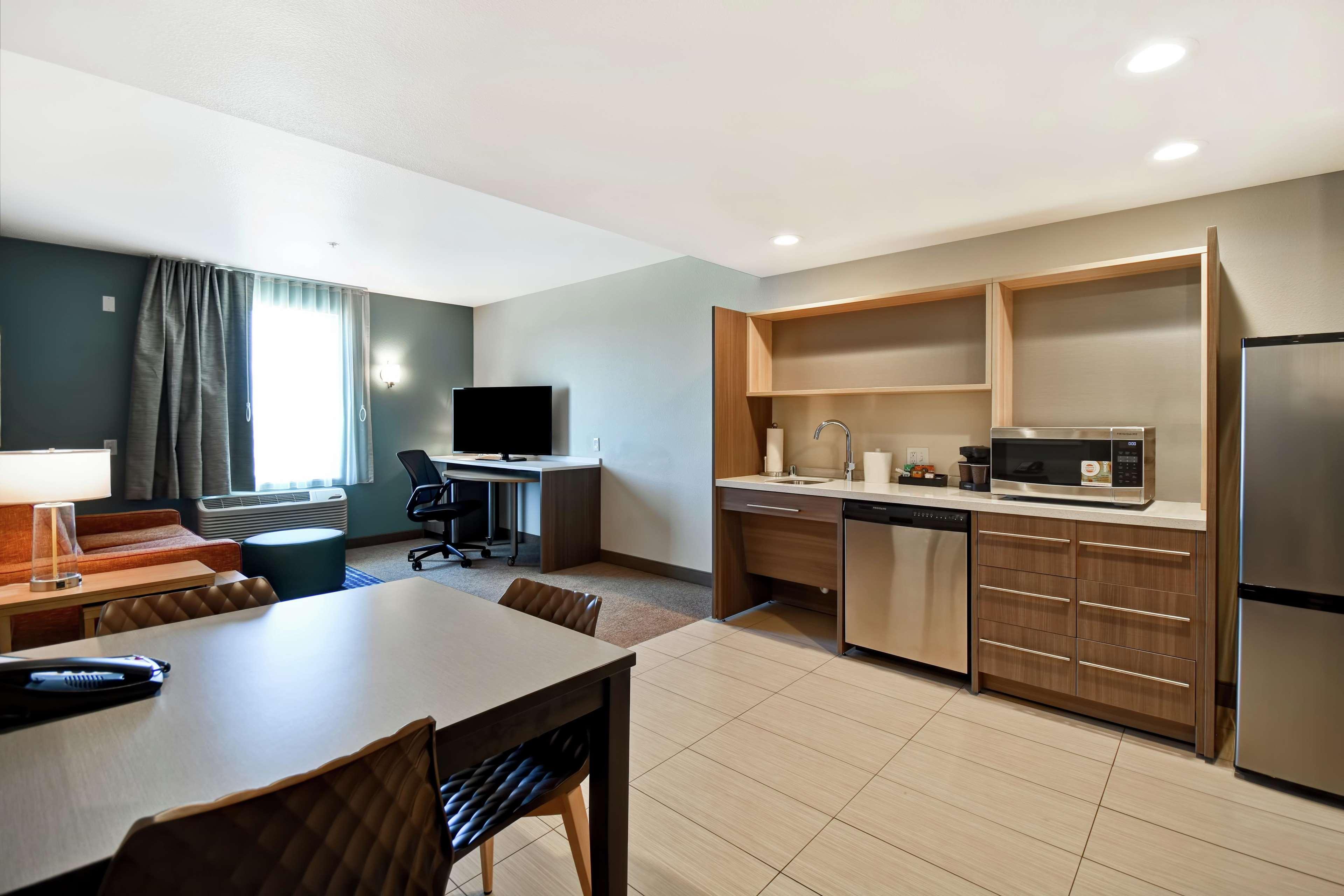 Home2 Suites By Hilton Victorville Buitenkant foto