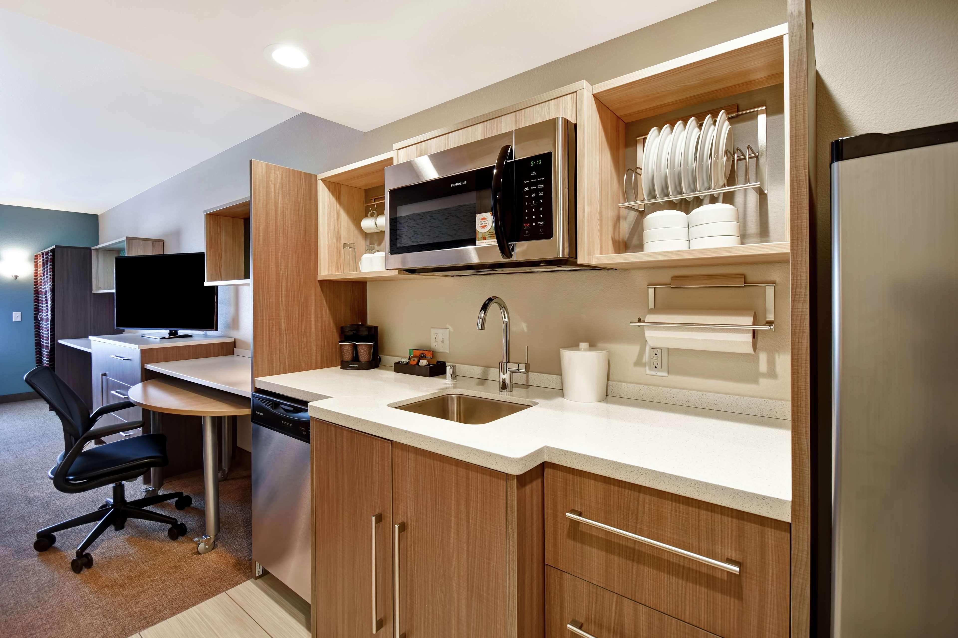 Home2 Suites By Hilton Victorville Buitenkant foto